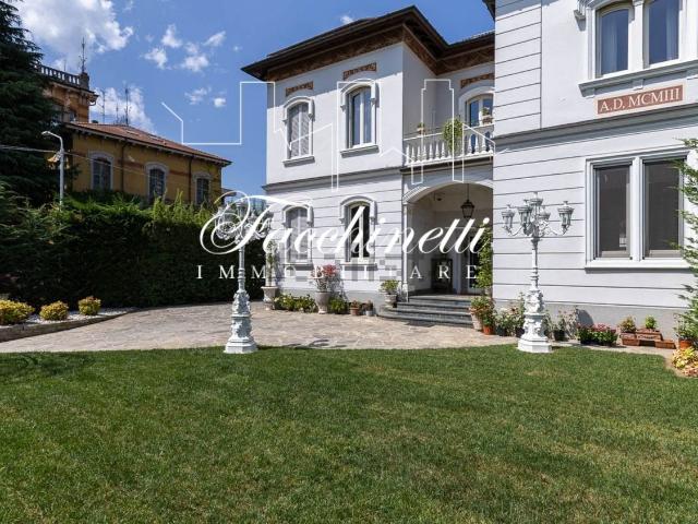 Casa in vendita a Centro, Gallarate