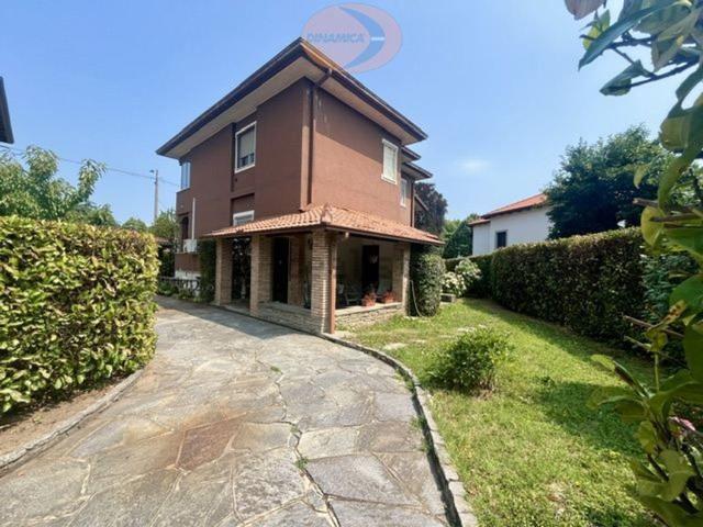 Casa in vendita a Valle Guidino, Besana In Brianza