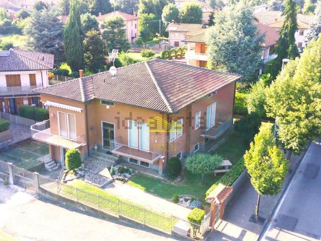 Casa in vendita a Capriate, Capriate San Gervasio