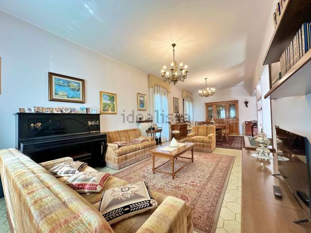 Casa in vendita a Vignate, Lombardia
