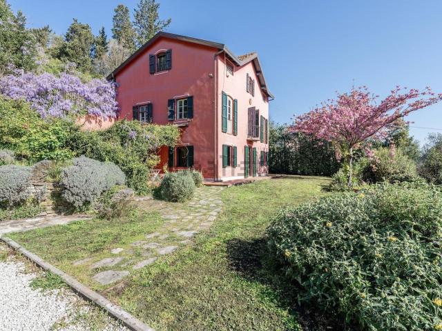 Casa in vendita a Bagni Di Lucca Ponte, Toscana