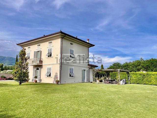 Casa in vendita a Capannori, Toscana