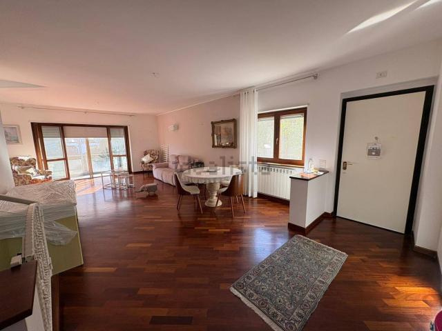 Casa in vendita a Calabria, Cosenza