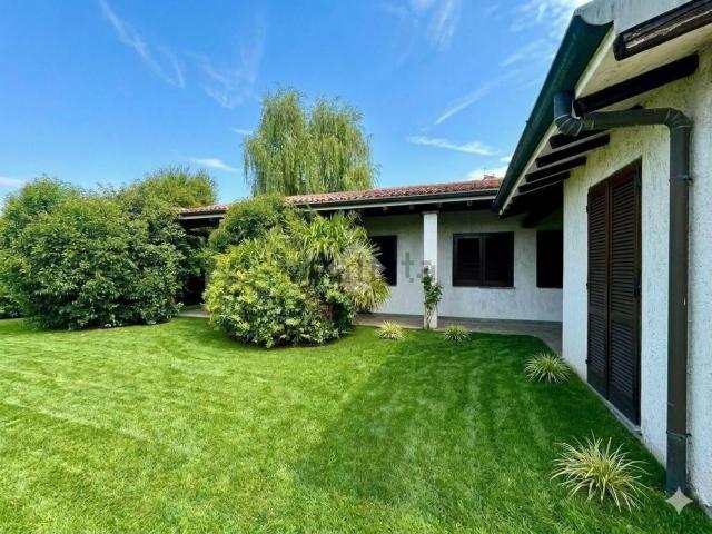 Casa in vendita a Lomagna, Lombardia