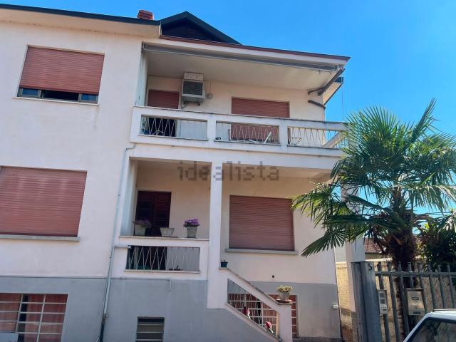 Casa in vendita a Vigevano, Lombardia