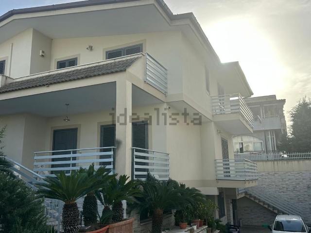 Casa in vendita a Cittadella di Casoria, Casoria