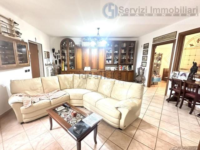 Casa in vendita a Calendasco, Reggio Emilia