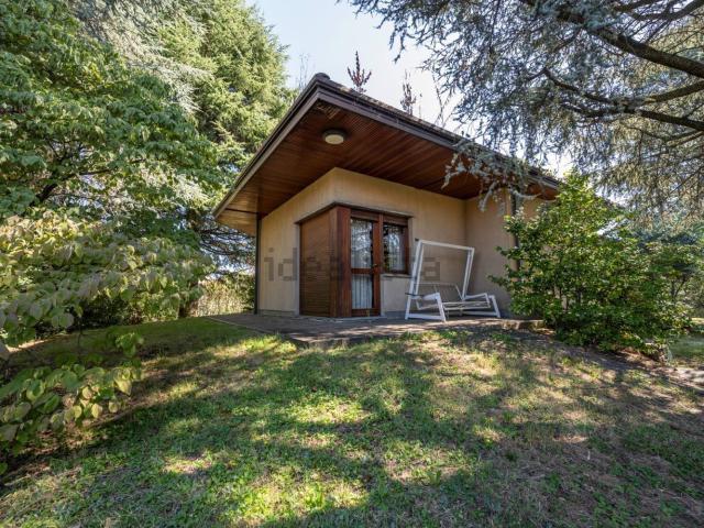 Casa in vendita a Valdarno, Albizzate