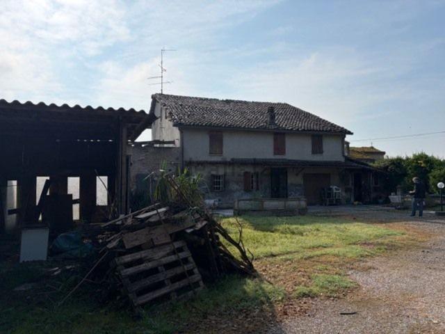 Casa in vendita a Bagno, Re