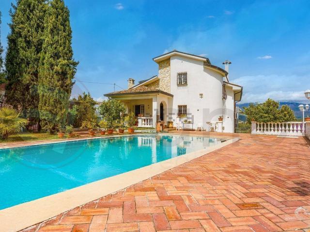 Casa in vendita a Arpino, Lazio