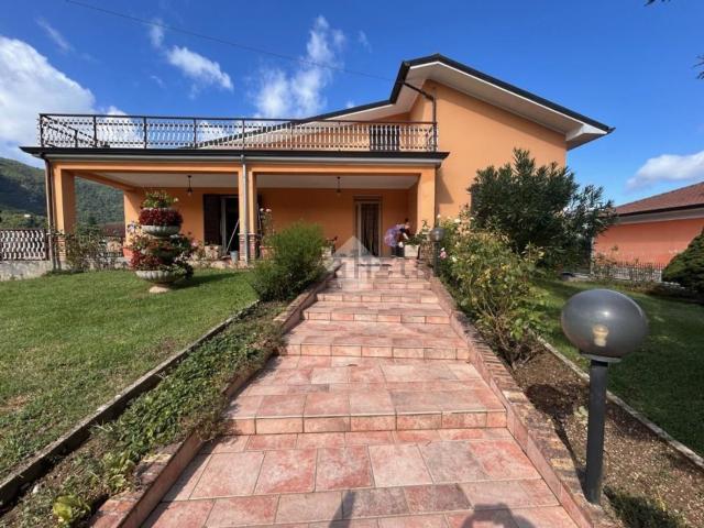 Casa in vendita a Colle, Atina