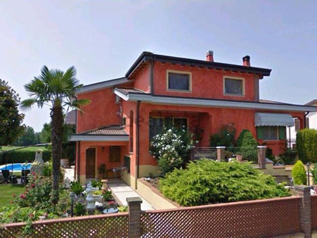Casa in vendita a Ricengo, Lombardia