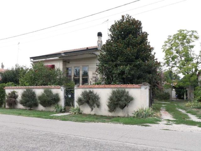 Casa in vendita a Sermide e Felonica, Felonica