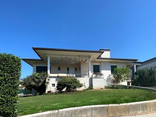 Casa in vendita a Marano Vicentino, Veneto