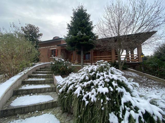 Casa in vendita a Unione dei comuni del Distretto Ceramico, Maranello