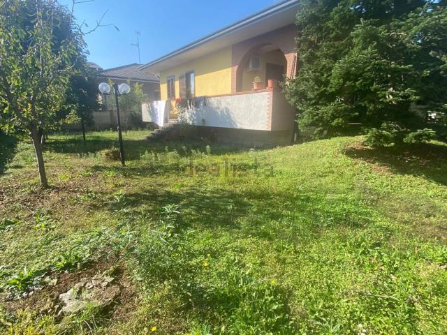 Casa in vendita a Arconate, Lombardia
