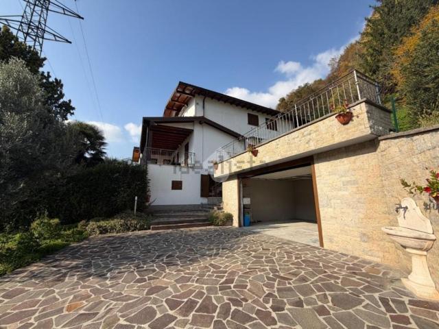 Casa in vendita a Valmaggiore, Endine Gaiano