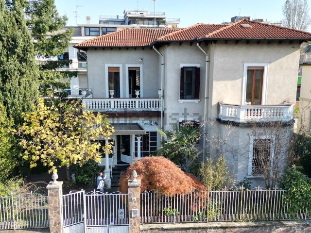 Casa in vendita a Triante, Monza