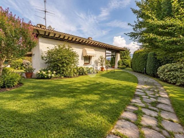 Casa in vendita a Ranica, Bergamo