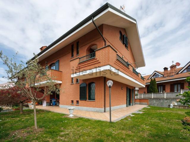 Casa in vendita a La Loggia, Torino