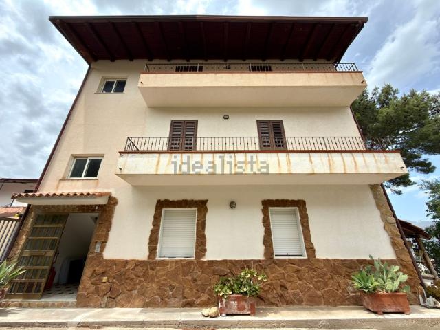 Casa in vendita a Partinico, Sicilia