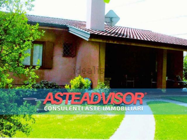 Casa in vendita a Azzano Decimo, Friuli-Venezia Giulia