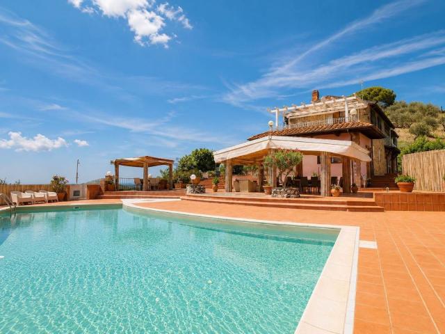 Casa in vendita a Massarosa, Toscana
