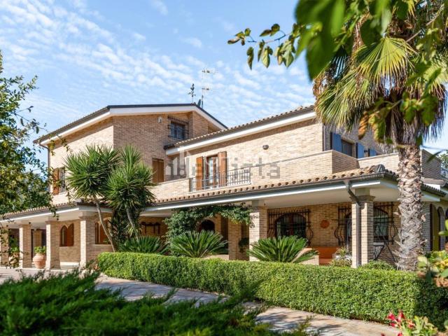 Casa in vendita a Marche, Fermo