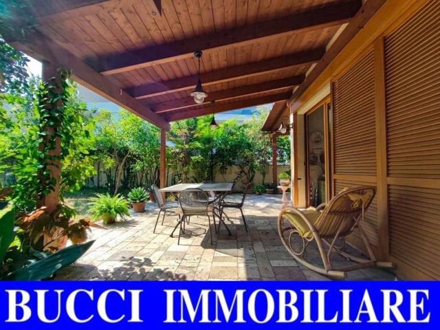 Casa in vendita a Rancitelli, Pescara