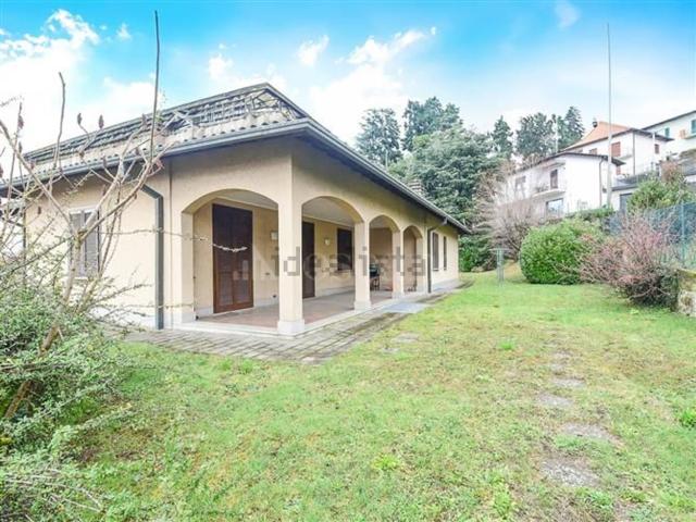 Casa in vendita a Como, Lombardia