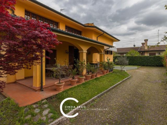 Casa in vendita a Sovernigo, Paese
