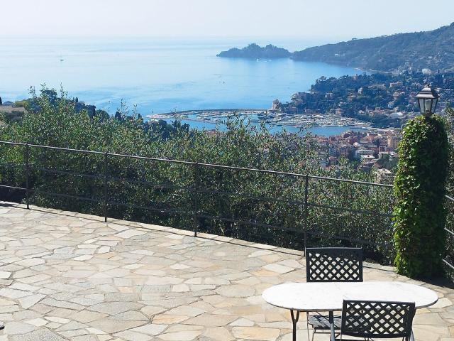Casa in vendita a San Michele di Pagana, Rapallo