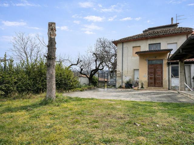 Casa in vendita a Marche, Ascoli Piceno