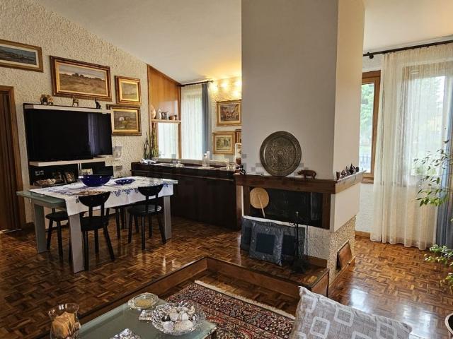Casa in vendita a Colle Di Val D'elsa, Toscana