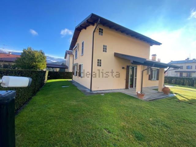 Casa in vendita a Valgreghentino, Lombardia
