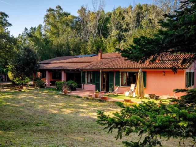 Casa in vendita a Le Conche, Castellina Marittima