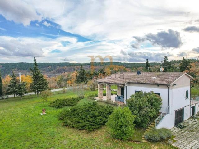 Casa in vendita a Marche, Pesaro E Urbino
