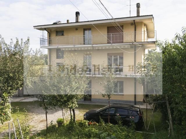 Casa in vendita a Meda, Monza e della Brianza