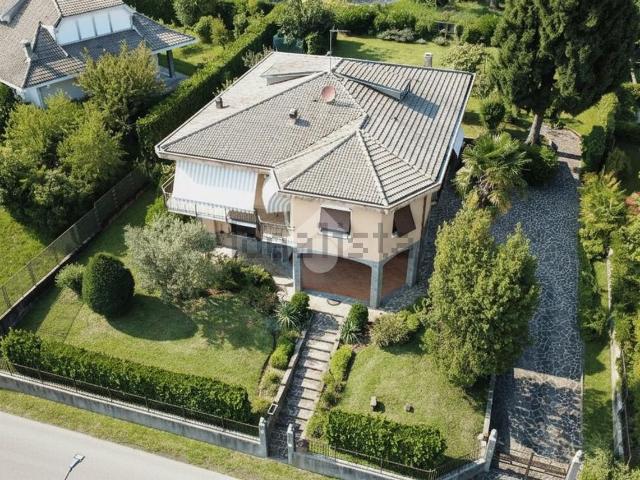 Casa in vendita a Montesiro, Besana In Brianza