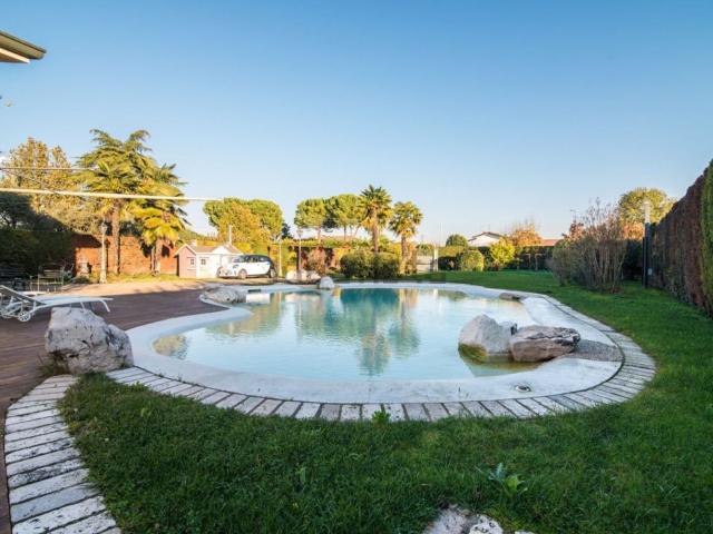 Casa in vendita a Abano Terme, Padova