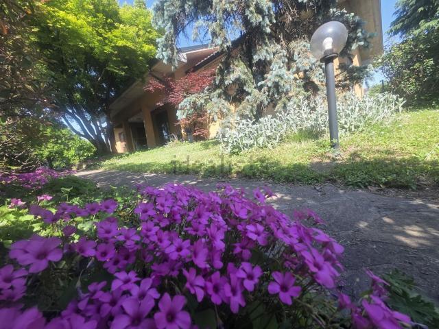 Casa in vendita a Burago Di Molgora, Lombardia