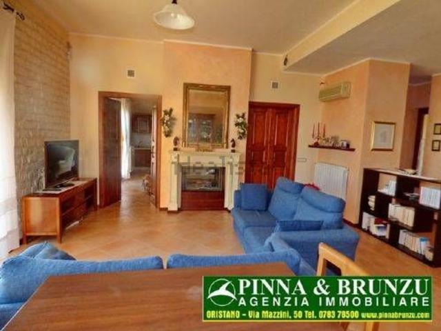 Casa in vendita a Santa Giusta, Sardigna/Sardegna