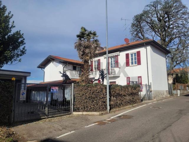 Casa in vendita a Cantù, Lombardia