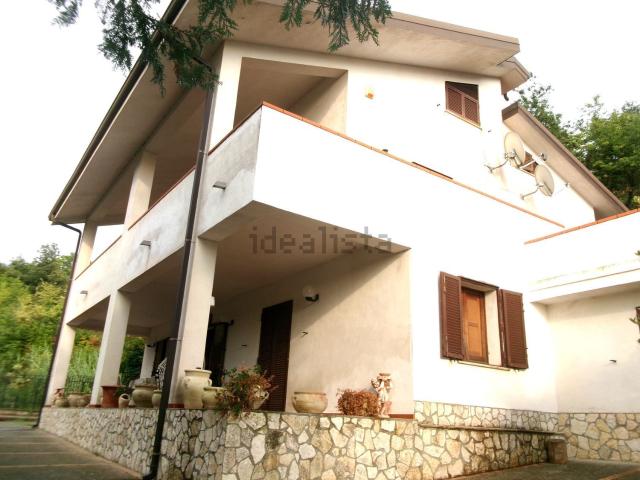 Casa in vendita a Calabria, Cosenza