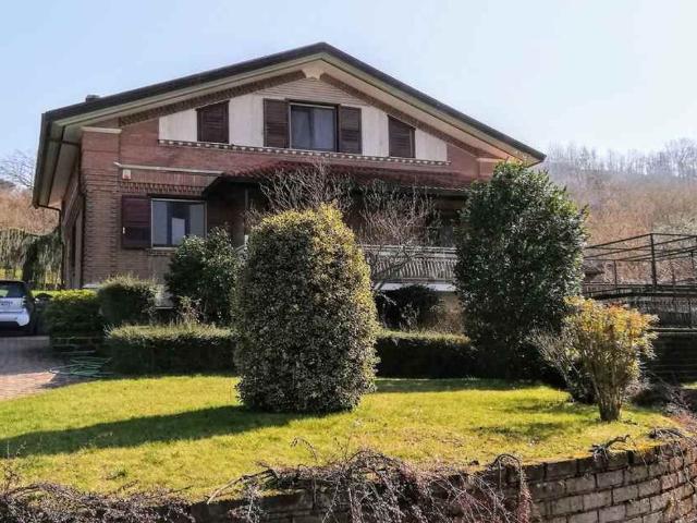 Casa in vendita a Contrada Bagnoli, Avellino