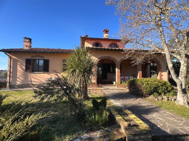 Casa in vendita a Monte San Savino, Toscana