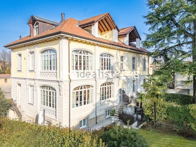 Casa in vendita a Macherio, Lombardia
