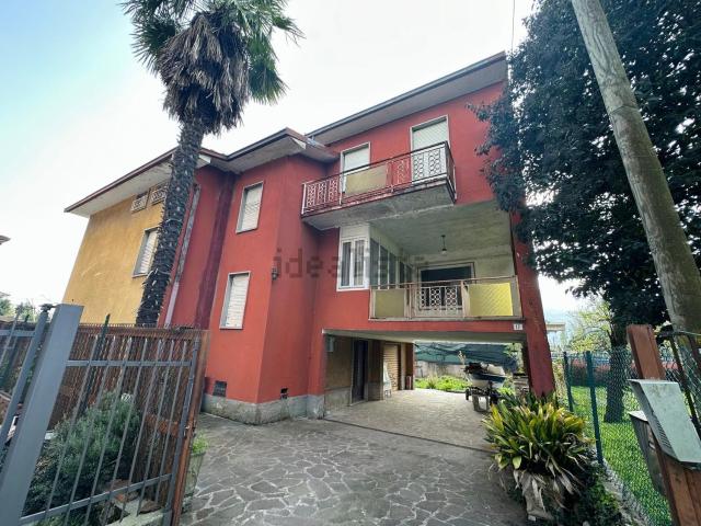 Casa in vendita a Calolziocorte, Lombardia