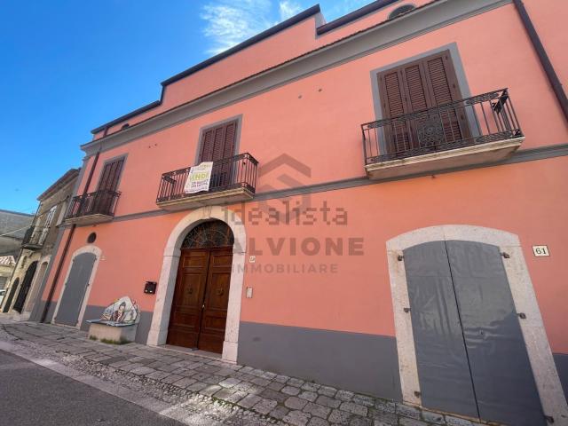 Casa in vendita a San Lorenzello, Campania