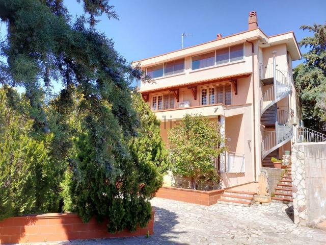 Casa in vendita a VI Circoscrizione, Palermo